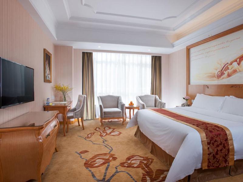 Vienna Hotel Dongguan Shi ภายนอก รูปภาพ